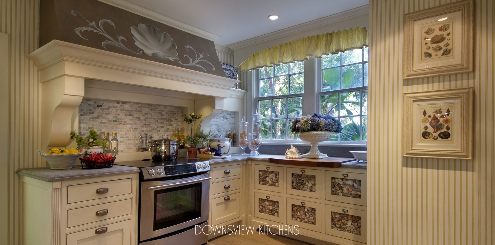 Palm Beach Cottage Downsview Kitchens And Fine Custom Cabinetry