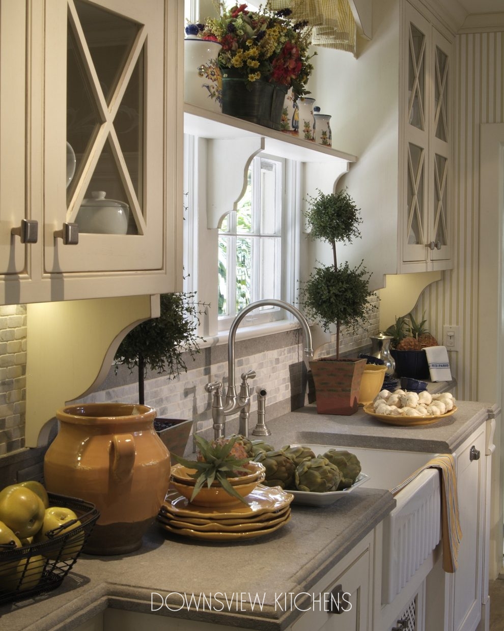 PALM BEACH COTTAGE - Downsview Kitchens and Fine Custom Cabinetry ...